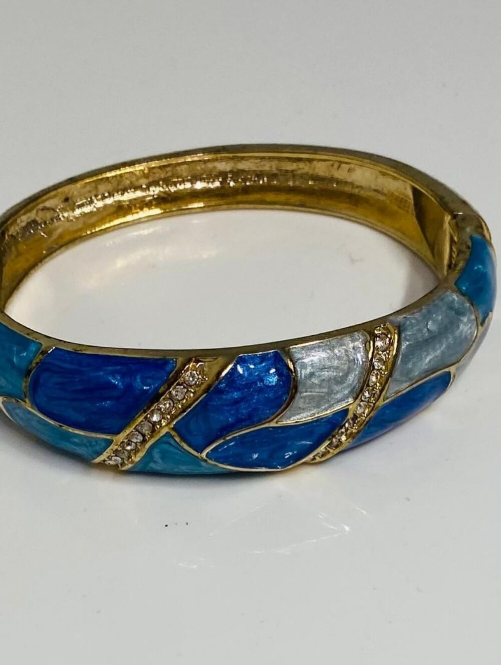 NEW Women's Hinged Bangle Bracelet